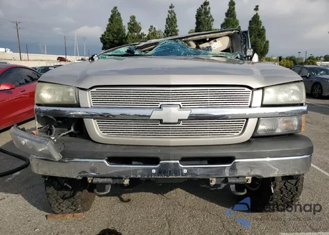 2005 Chevrolet Silverado C1500 z USA, uszkodzony, nr VIN 2GCEC13T151147870